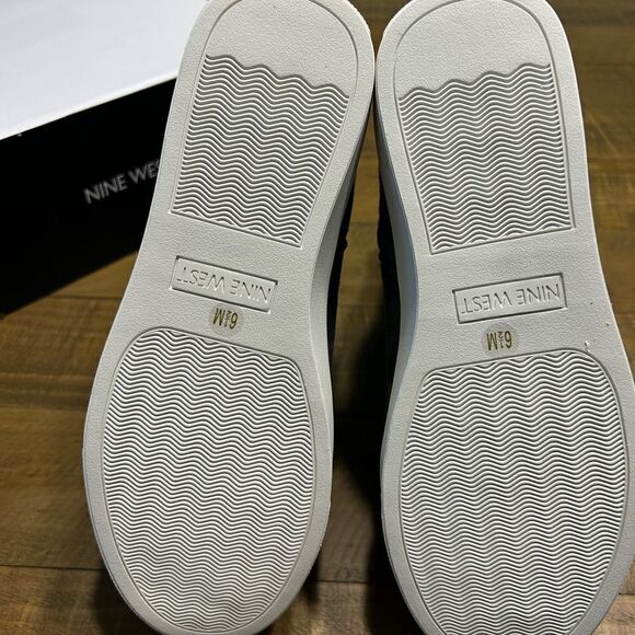 Nine West Women's Wedge Ankle Boot - Picture 10 of 14